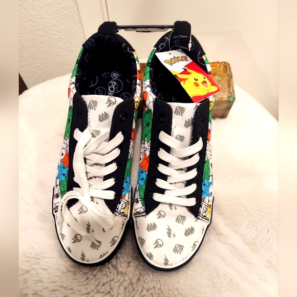 Pokemon sneakers size 9.5 - Picture 2 of 8
